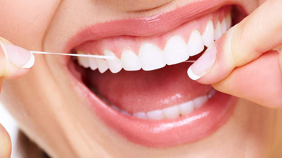 https://dianelladental.com.au/wp-content/uploads/2023/12/flossing.jpg